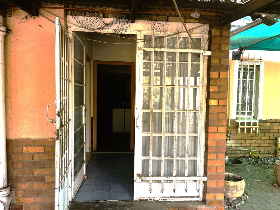 2 Bedroom Property for Sale in Rietfontein Gauteng