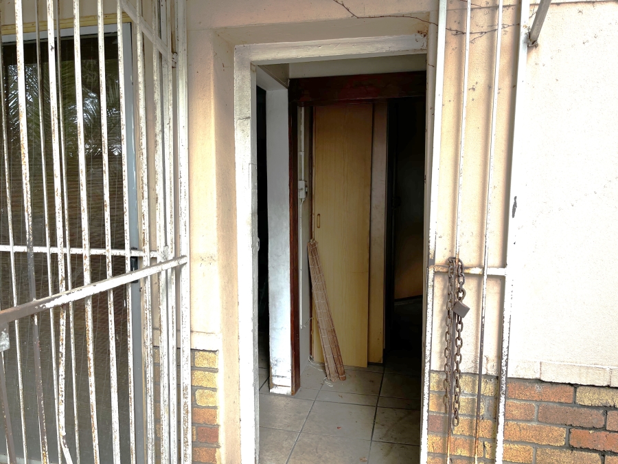 2 Bedroom Property for Sale in Rietfontein Gauteng