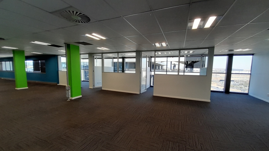To Let commercial Property for Rent in Vorna Valley Gauteng