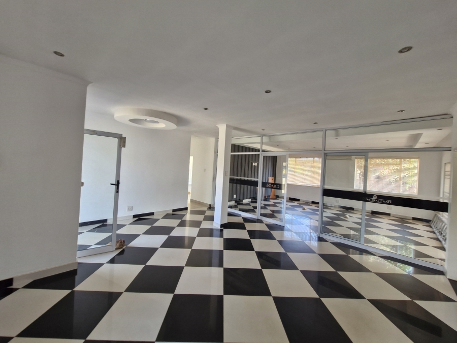 To Let commercial Property for Rent in Wierda Park Gauteng