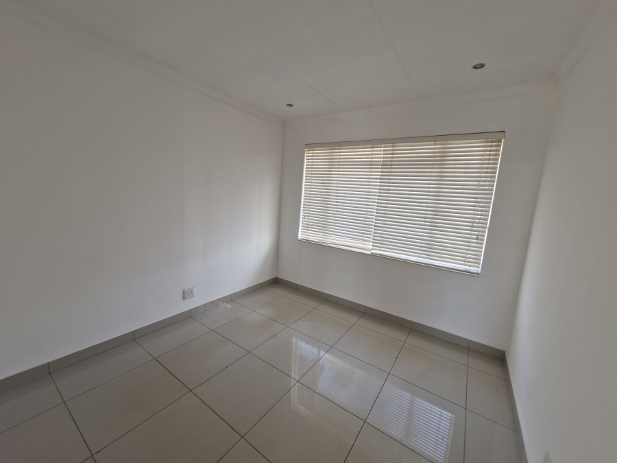To Let commercial Property for Rent in Wierda Park Gauteng