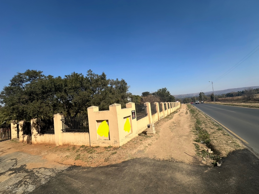 Commercial Property for Sale in Tres Jolie Gauteng