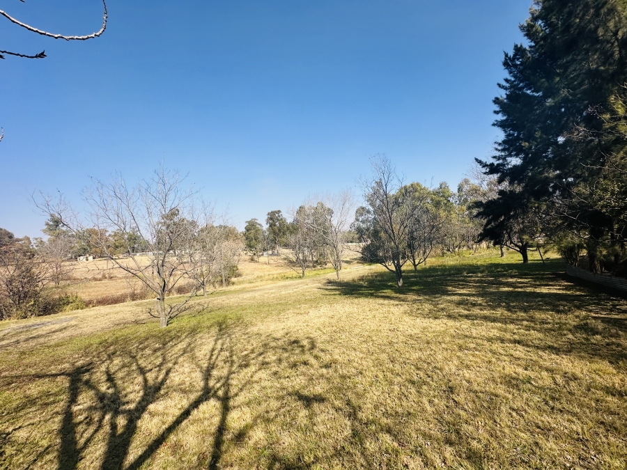 Commercial Property for Sale in Tres Jolie Gauteng