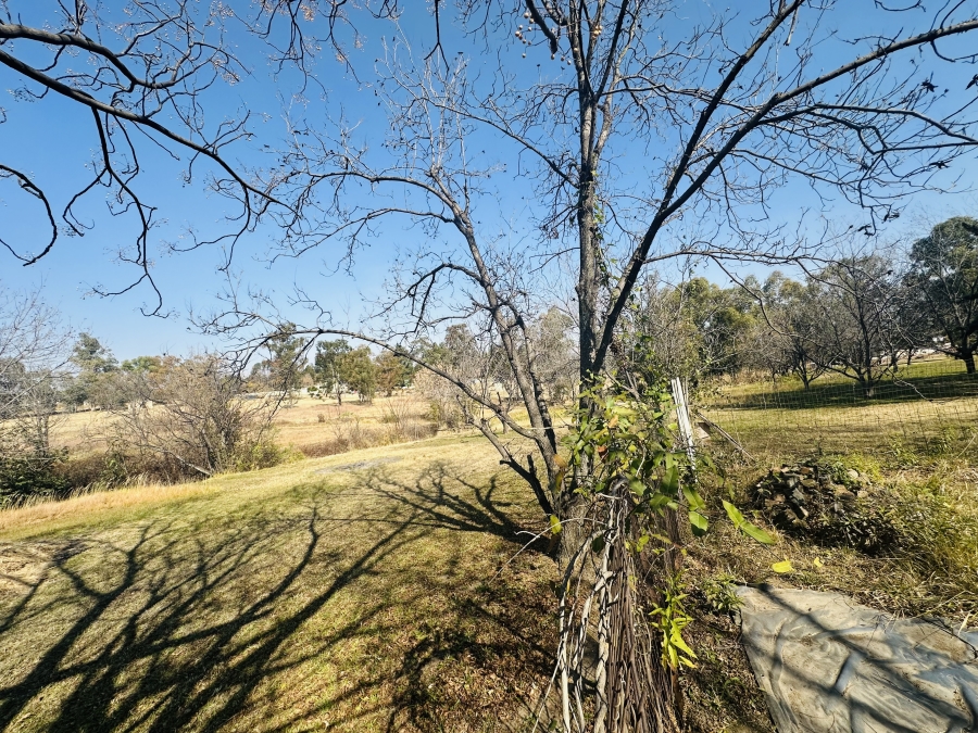 Commercial Property for Sale in Tres Jolie Gauteng