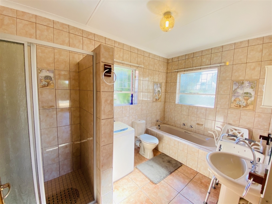 3 Bedroom Property for Sale in Dalpark Gauteng
