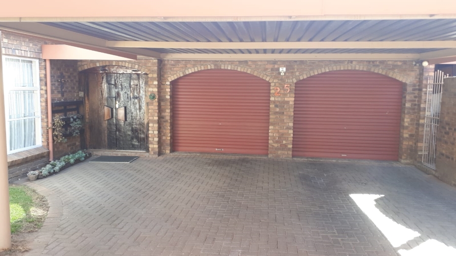 3 Bedroom Property for Sale in Dalpark Gauteng