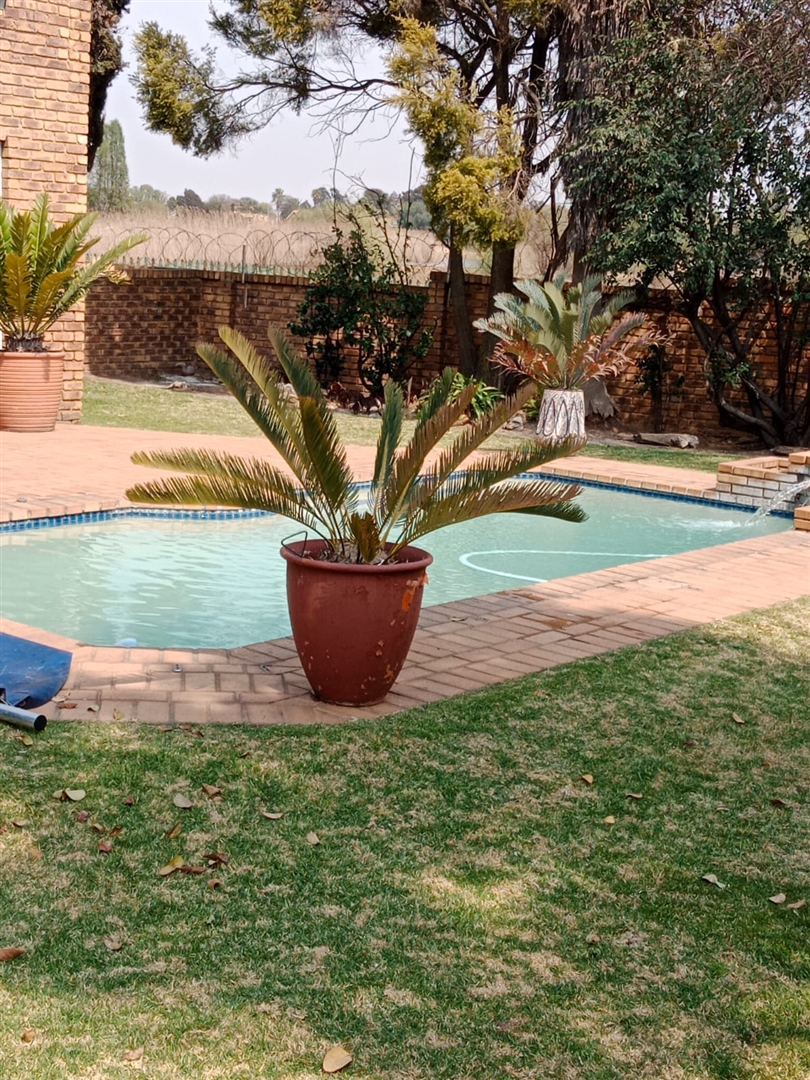 3 Bedroom Property for Sale in Dalpark Gauteng