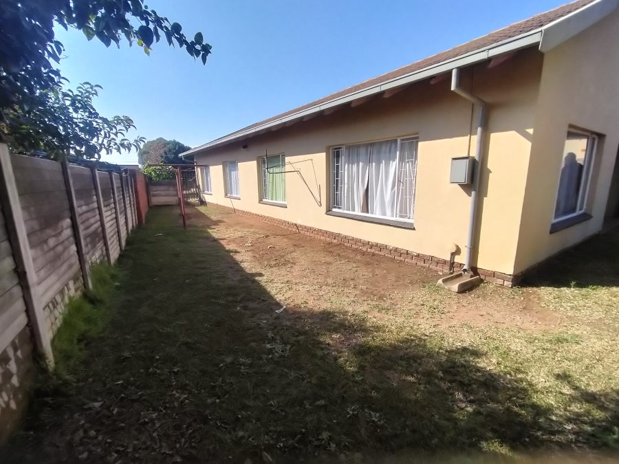 3 Bedroom Property for Sale in Pretoria North Gauteng
