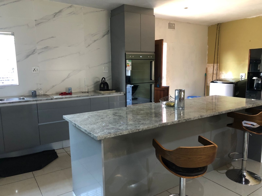To Let 3 Bedroom Property for Rent in Three Rivers Gauteng