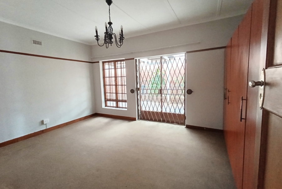 5 Bedroom Property for Sale in Rietondale Gauteng
