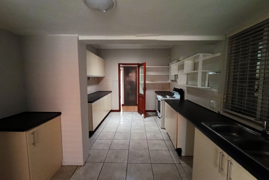 5 Bedroom Property for Sale in Rietondale Gauteng