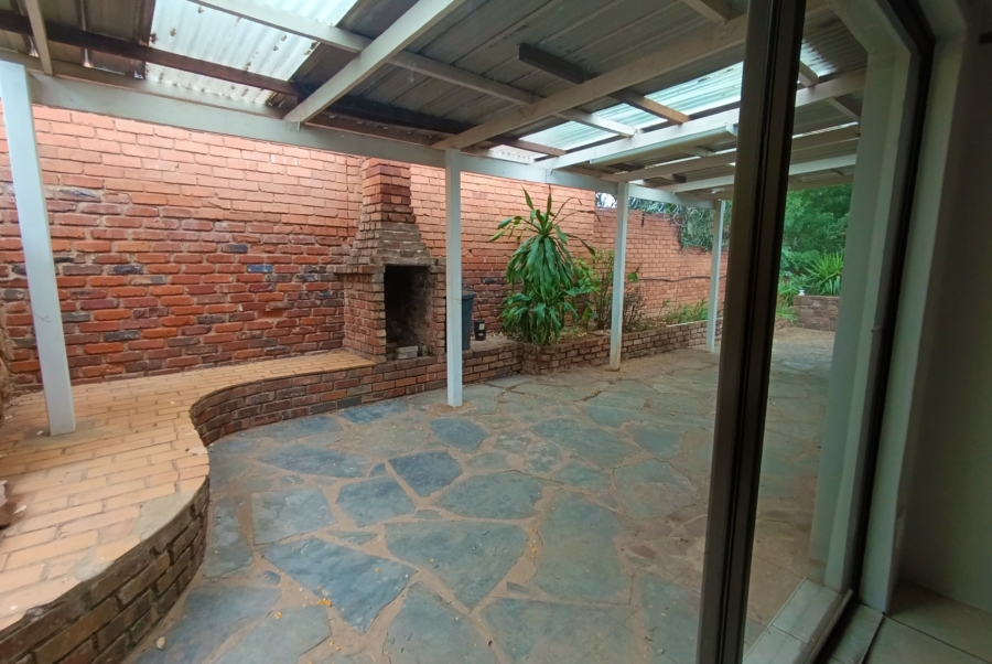 5 Bedroom Property for Sale in Rietondale Gauteng