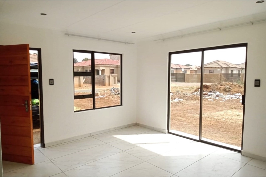 2 Bedroom Property for Sale in Riversdale Gauteng