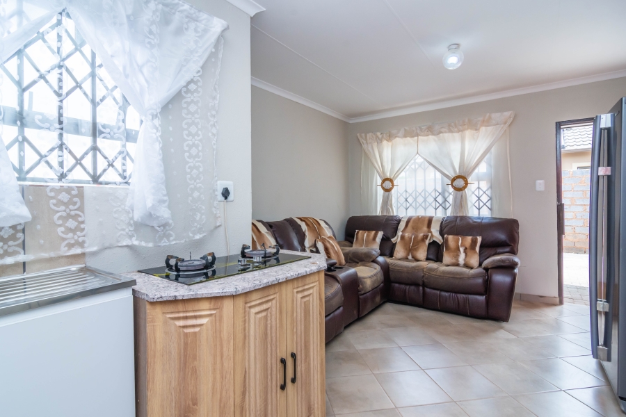 2 Bedroom Property for Sale in Wilfordon Gauteng