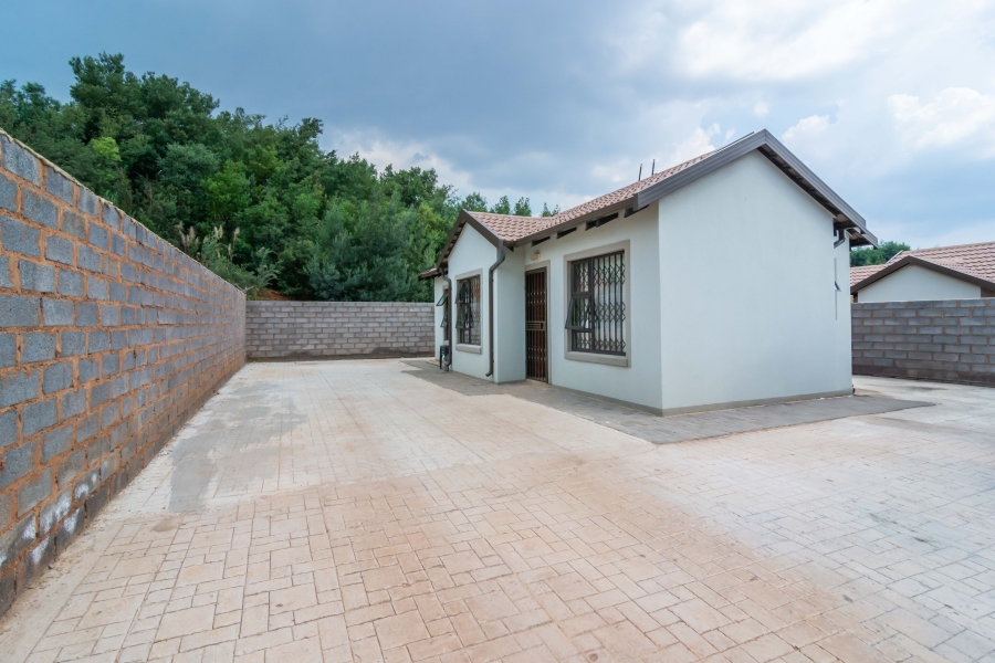 2 Bedroom Property for Sale in Wilfordon Gauteng