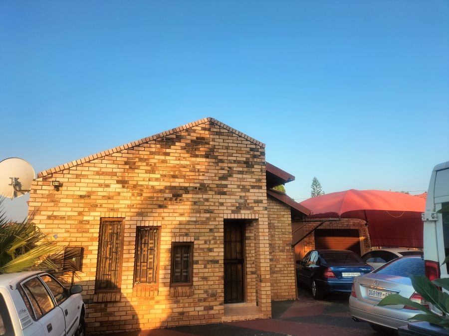 3 Bedroom Property for Sale in The Orchards Gauteng