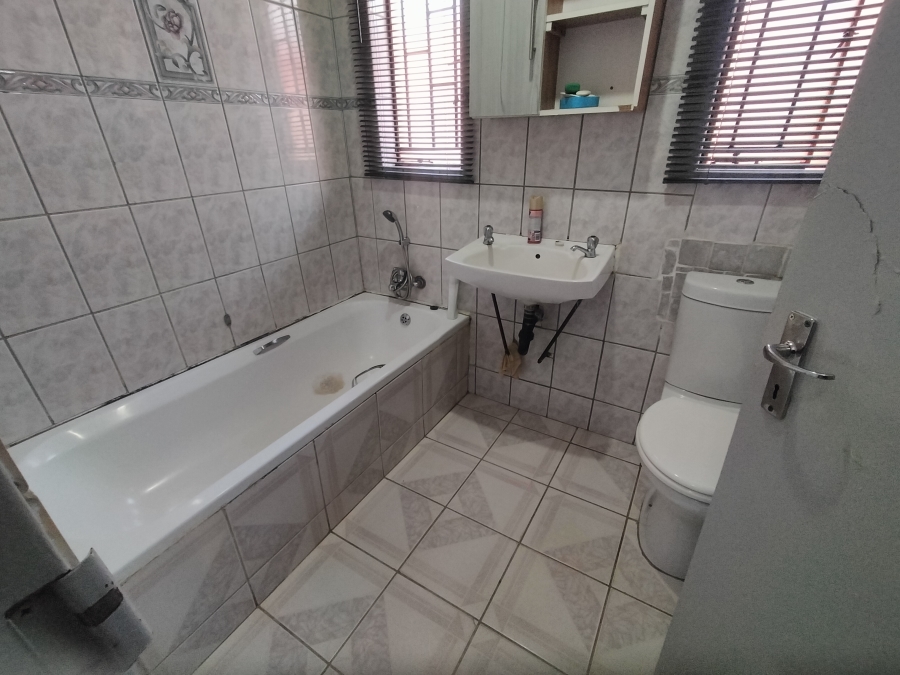 3 Bedroom Property for Sale in The Orchards Gauteng