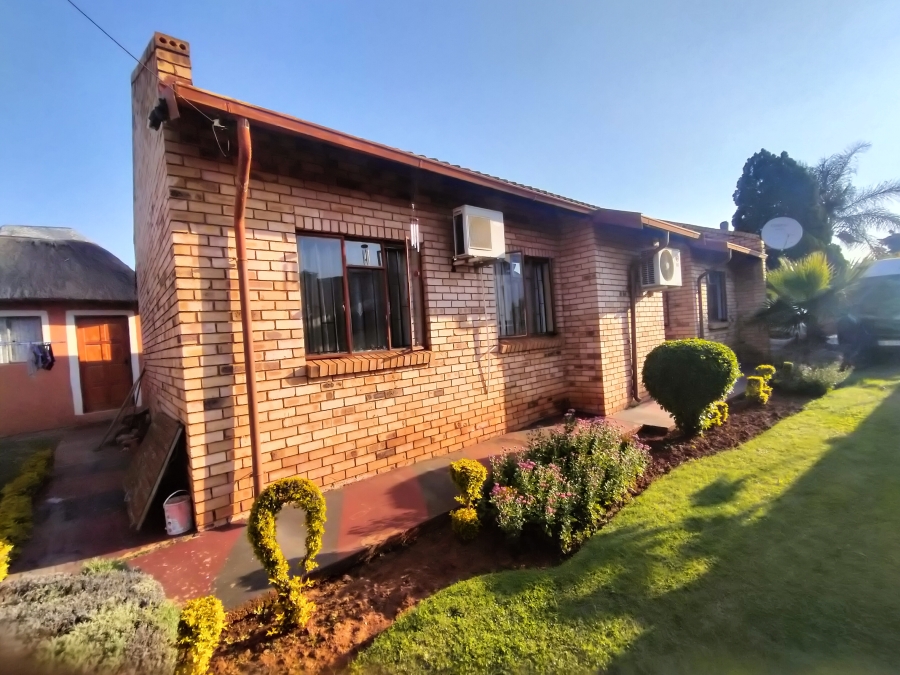 3 Bedroom Property for Sale in The Orchards Gauteng