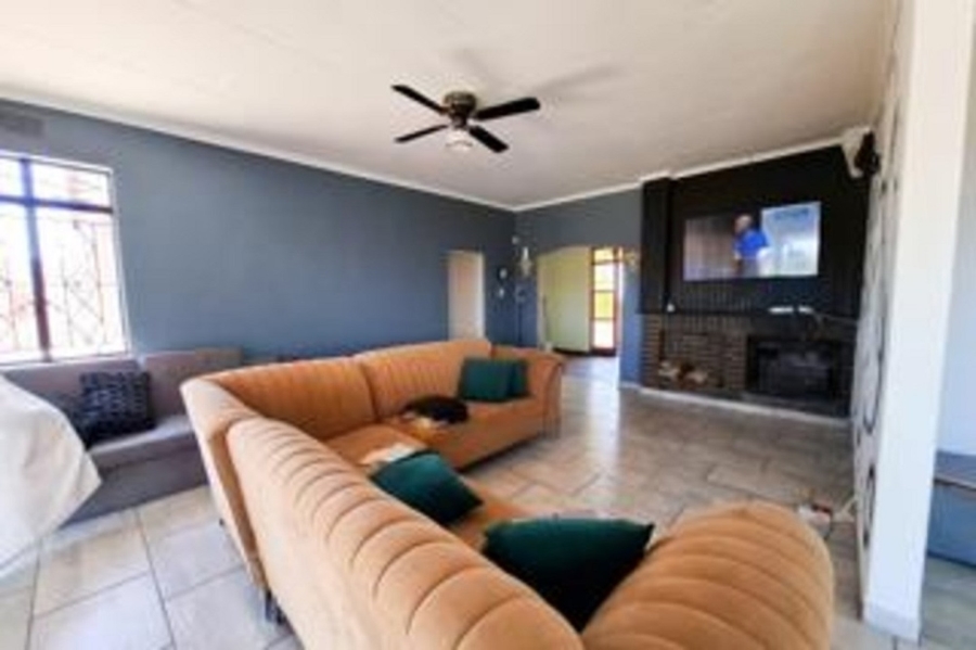 4 Bedroom Property for Sale in Hillshaven Gauteng