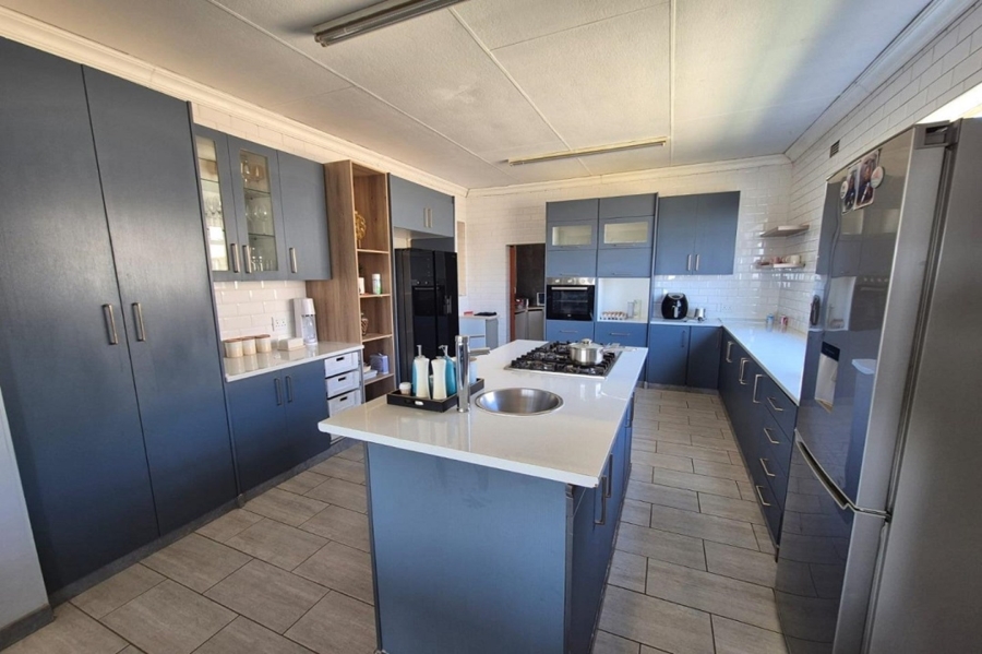 4 Bedroom Property for Sale in Hillshaven Gauteng