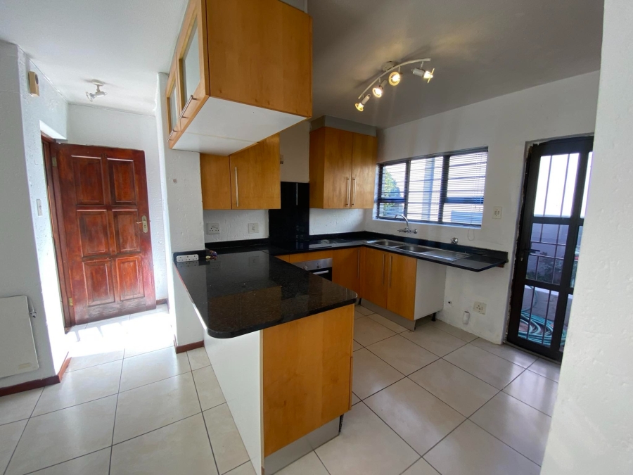 To Let 2 Bedroom Property for Rent in Morningside Gauteng