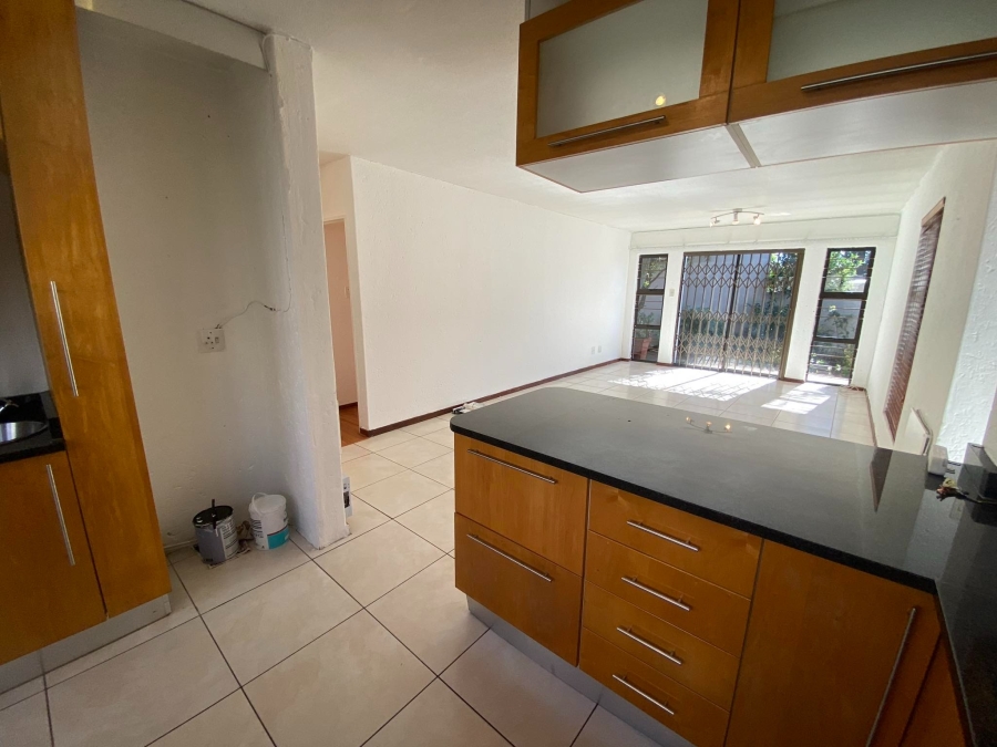 To Let 2 Bedroom Property for Rent in Morningside Gauteng