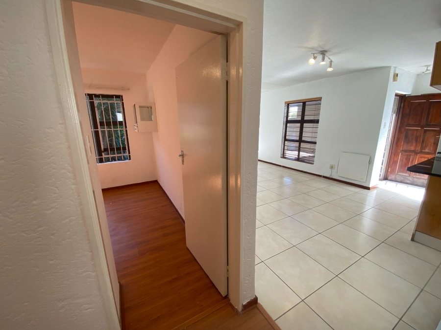 To Let 2 Bedroom Property for Rent in Morningside Gauteng