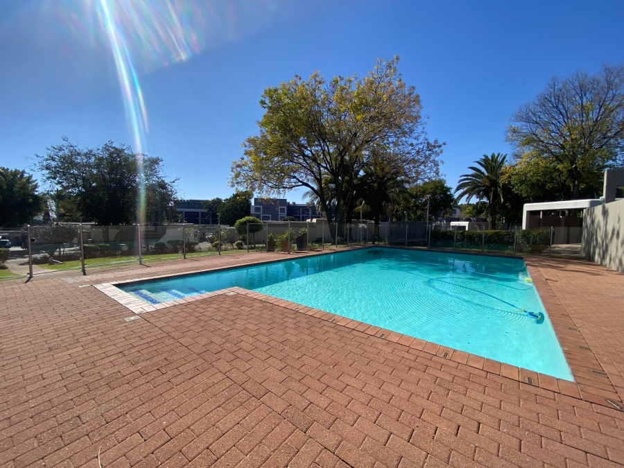 To Let 2 Bedroom Property for Rent in Morningside Gauteng