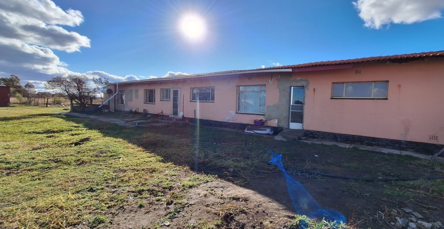 7 Bedroom Property for Sale in Theoville Gauteng