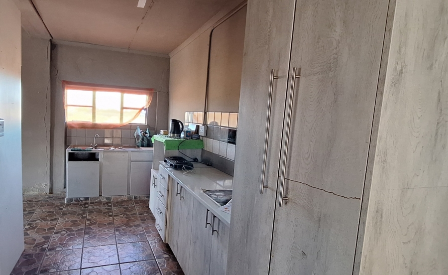 7 Bedroom Property for Sale in Theoville Gauteng