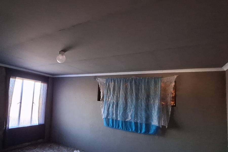 7 Bedroom Property for Sale in Theoville Gauteng