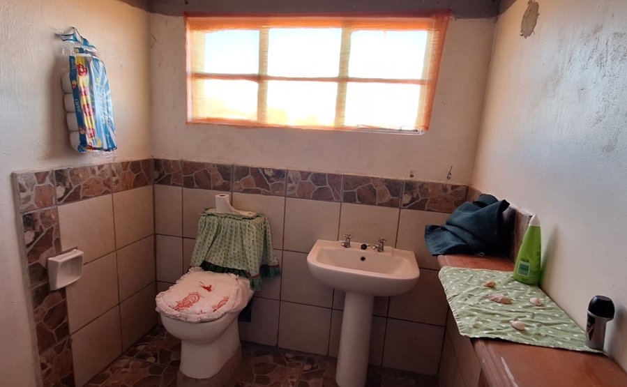 7 Bedroom Property for Sale in Theoville Gauteng