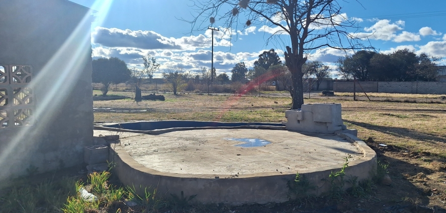 7 Bedroom Property for Sale in Theoville Gauteng