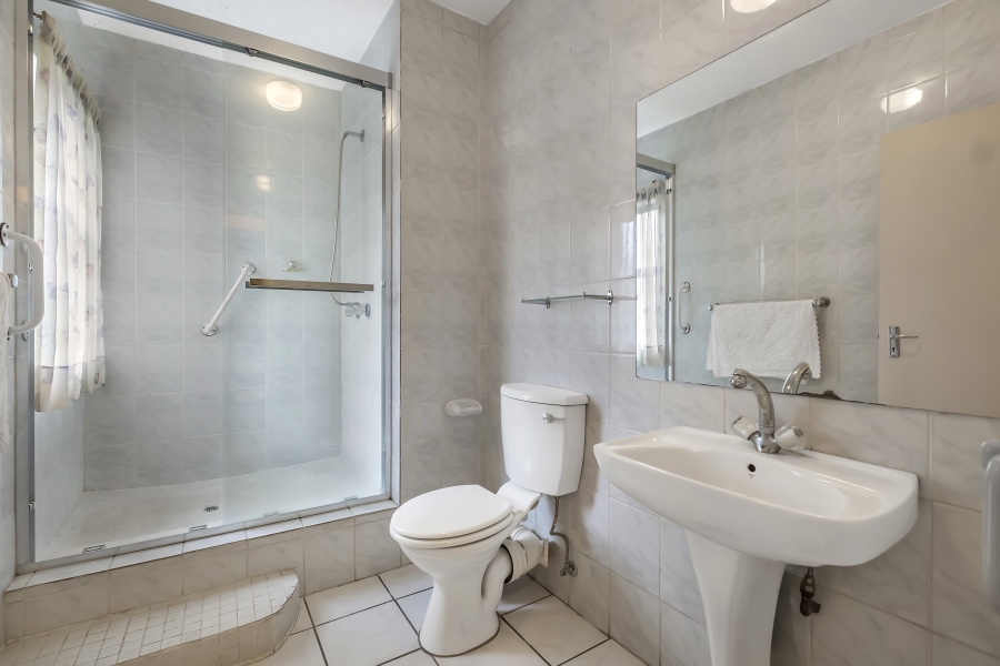 2 Bedroom Property for Sale in Hyde Park Gauteng
