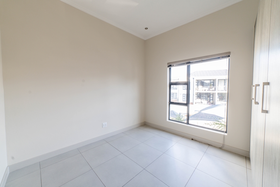 To Let 3 Bedroom Property for Rent in Broadacres Gauteng
