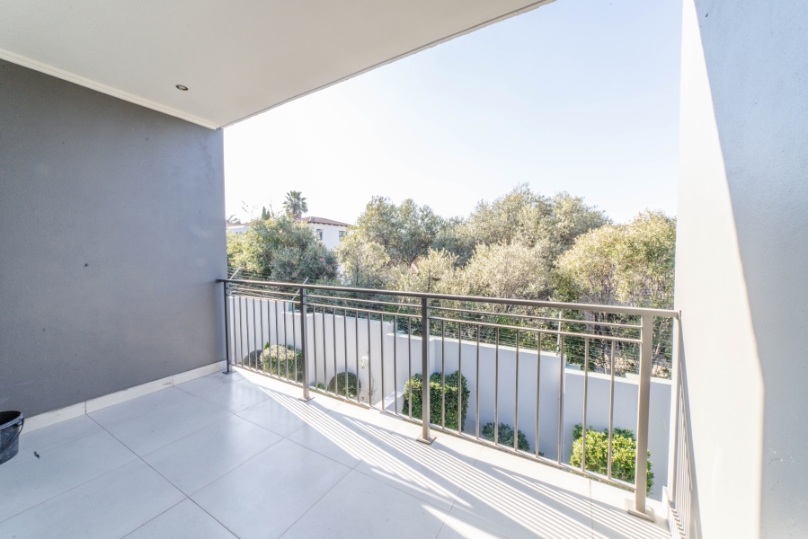 To Let 3 Bedroom Property for Rent in Broadacres Gauteng