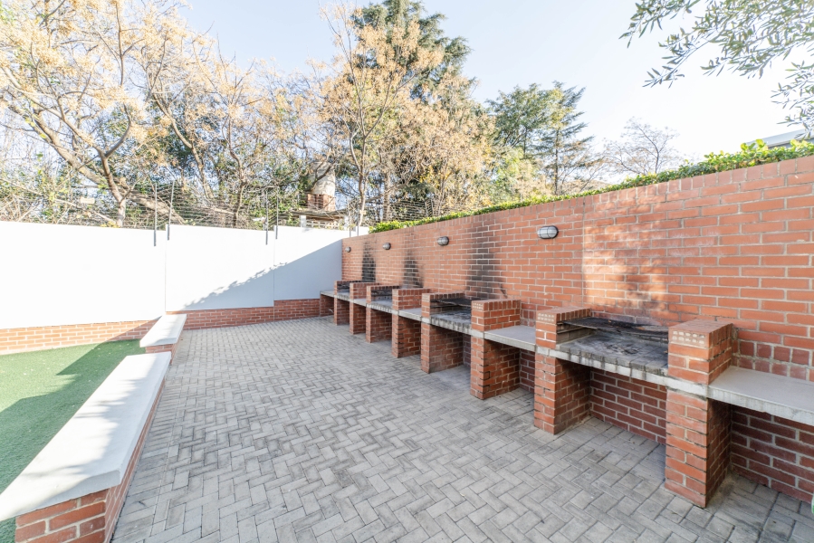 To Let 3 Bedroom Property for Rent in Broadacres Gauteng