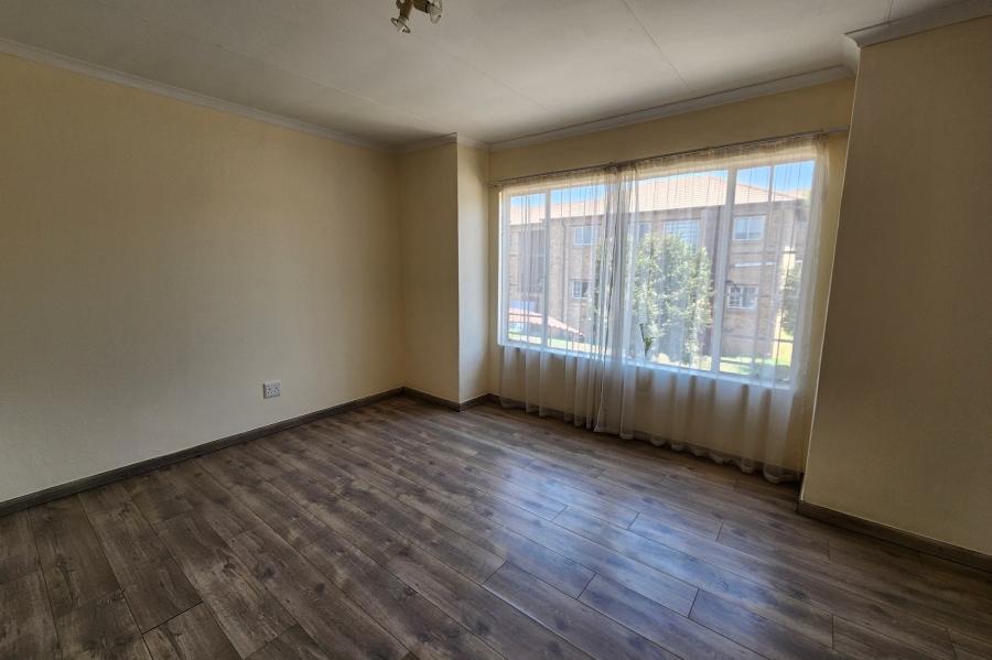 To Let 2 Bedroom Property for Rent in Halfway Gardens Gauteng