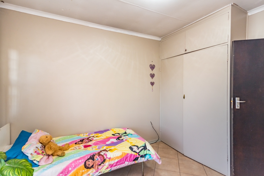 3 Bedroom Property for Sale in Wilro Park Gauteng