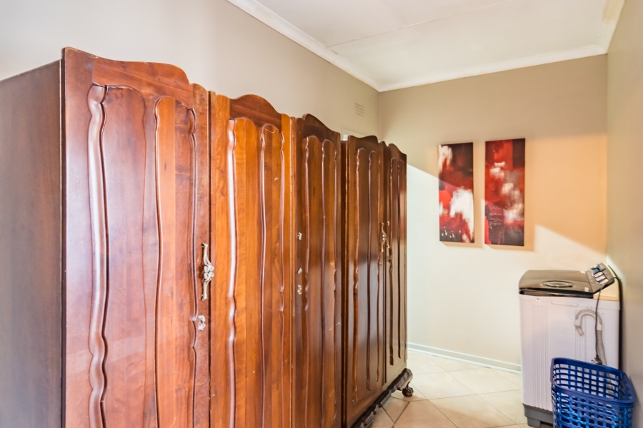 3 Bedroom Property for Sale in Wilro Park Gauteng