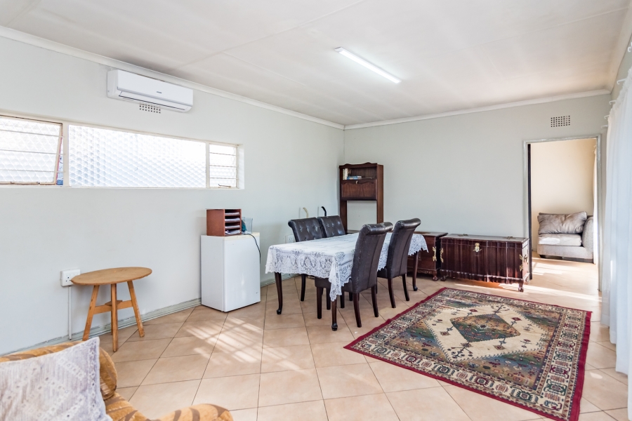 3 Bedroom Property for Sale in Wilro Park Gauteng