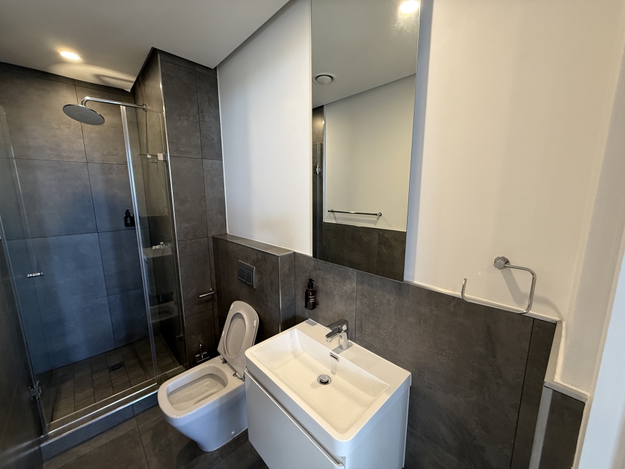 To Let 2 Bedroom Property for Rent in Illovo Gauteng