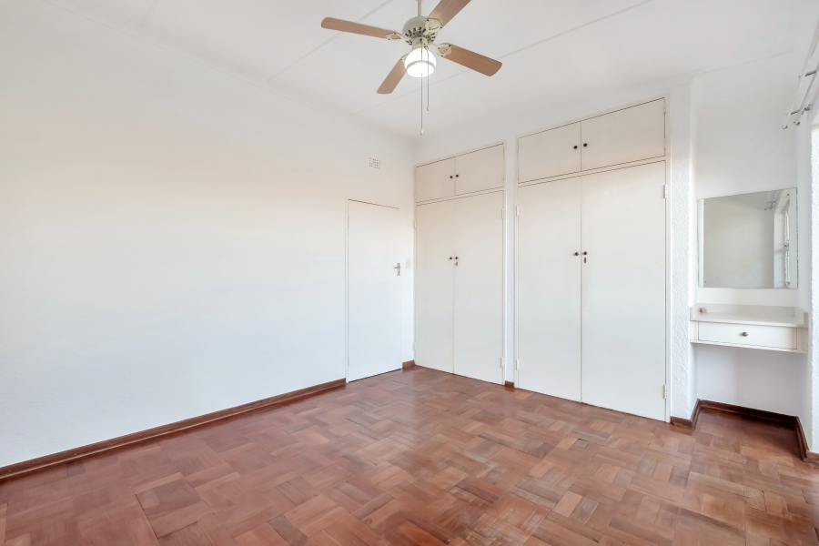 1 Bedroom Property for Sale in Linden Gauteng
