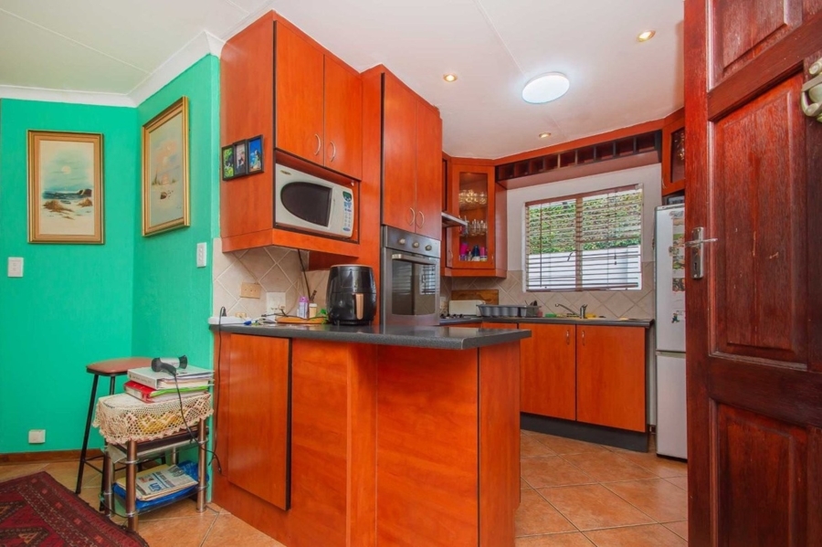 To Let 2 Bedroom Property for Rent in Northwold Gauteng