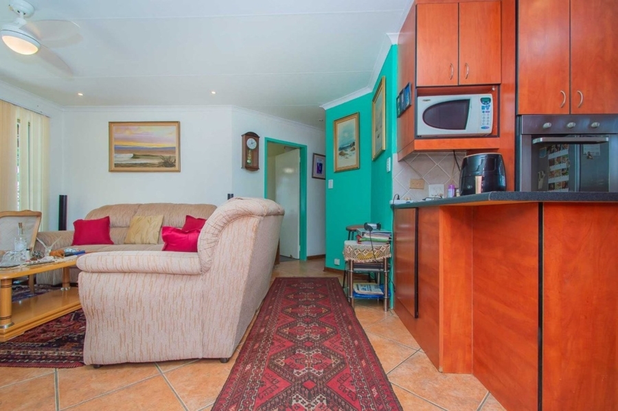 To Let 2 Bedroom Property for Rent in Northwold Gauteng
