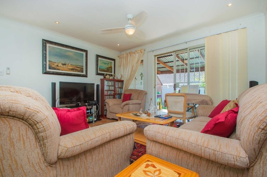 To Let 2 Bedroom Property for Rent in Northwold Gauteng
