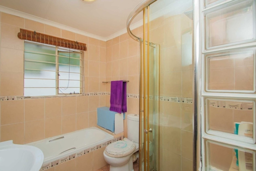 To Let 2 Bedroom Property for Rent in Northwold Gauteng