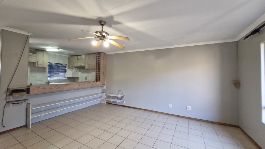 3 Bedroom Property for Sale in Wierda Park Gauteng