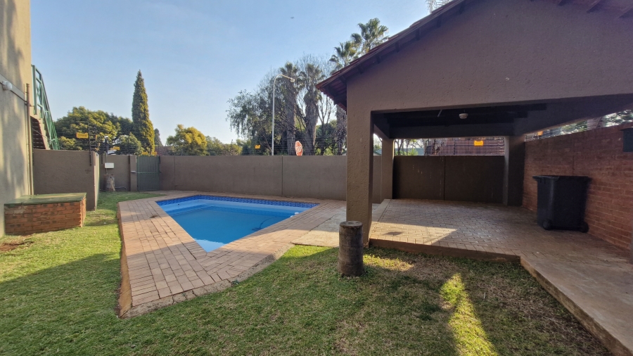 3 Bedroom Property for Sale in Wierda Park Gauteng