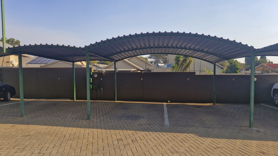 3 Bedroom Property for Sale in Wierda Park Gauteng